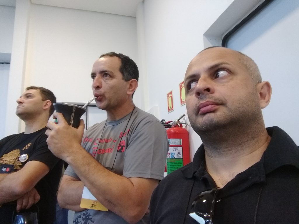 IMG_20171001_095519586_BURST000_COVER_TOP